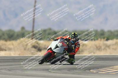 media/Oct-30-2025-Racers Edge (Thu) [[dabbdaf680]]/3-B Group/Session 4 Turn 16/